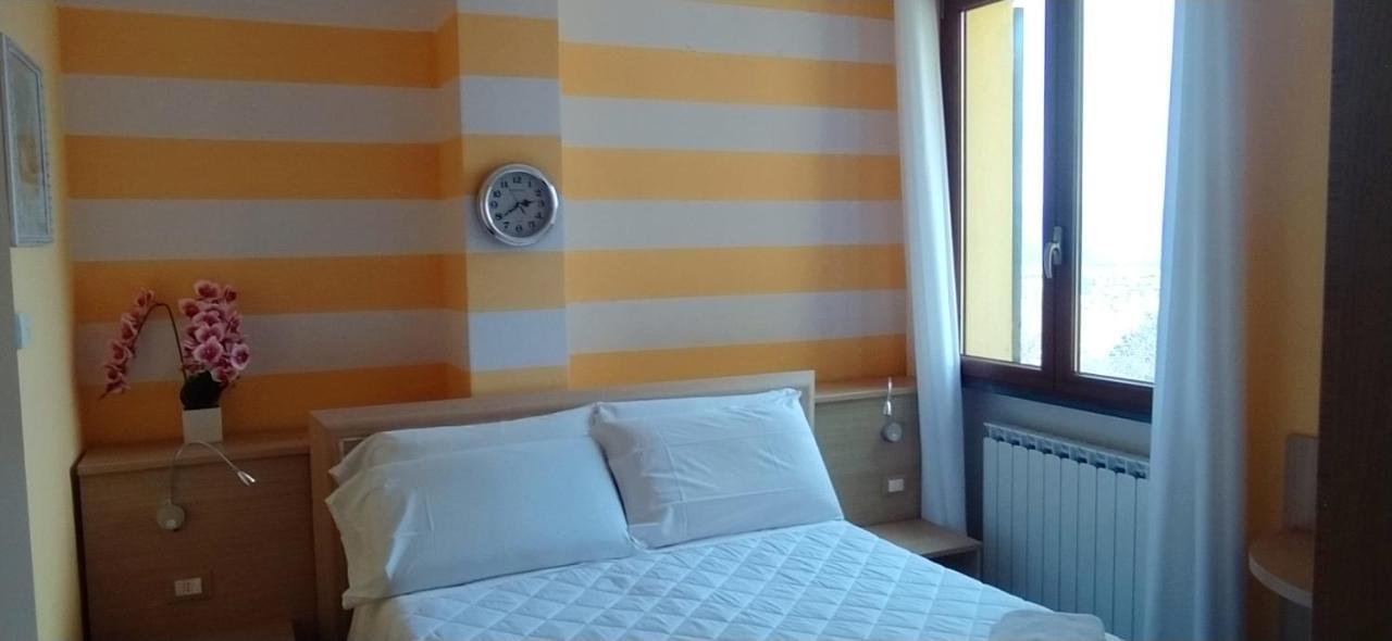 Agriturismo La Pietra 1 E La Pietra 2 라스페치아 외부 사진